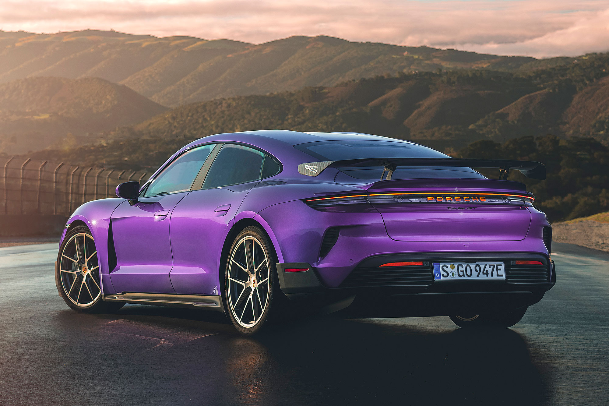 Porsche Taycan Turbo GT revealed